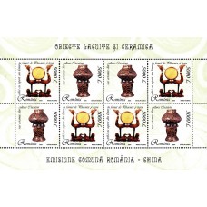 1658a - Obiecte lacuite si Ceramica - Emisiune comuna Romania-China - bloc